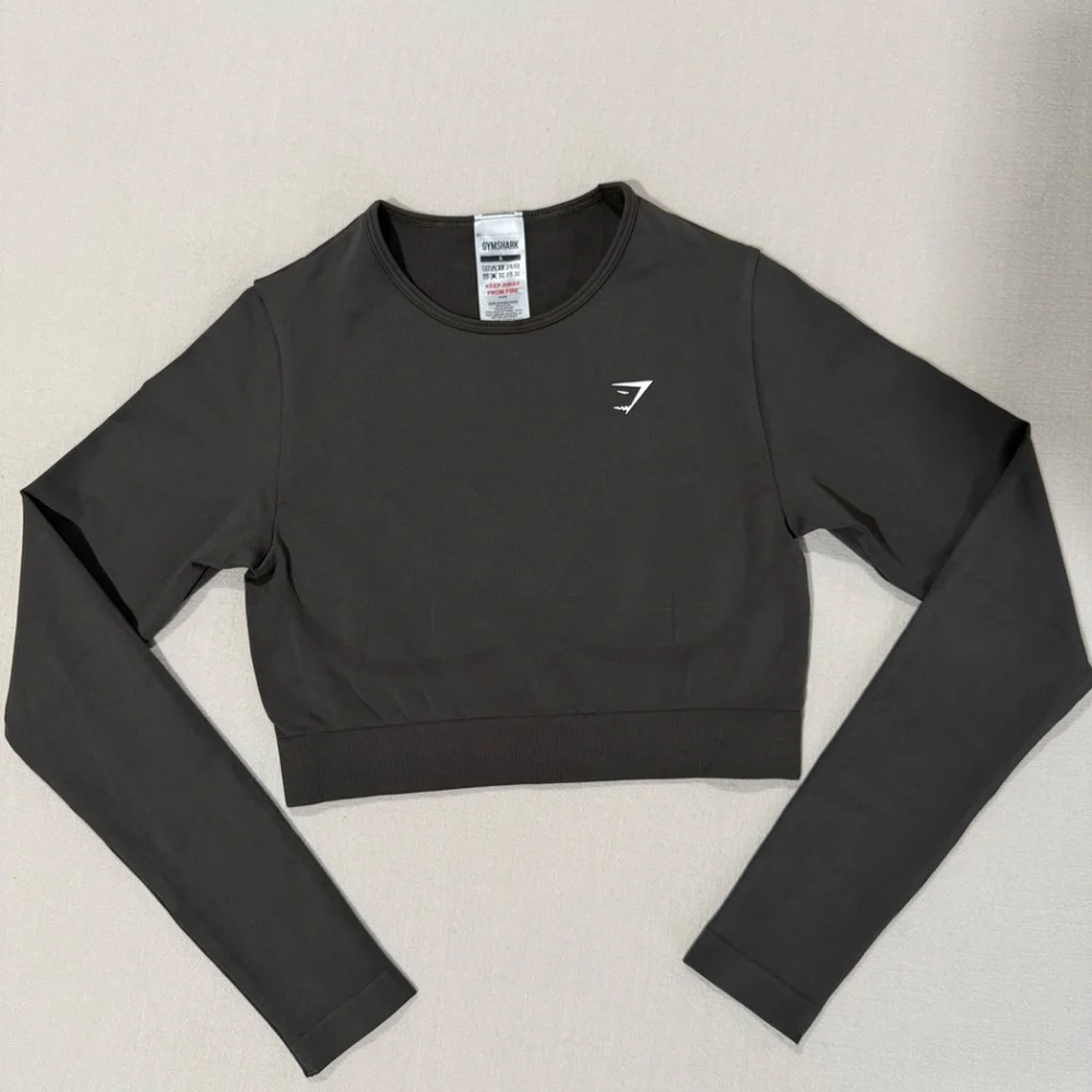 Gymshark Seamless Long Sleeve Crop - Picture 4 of 5